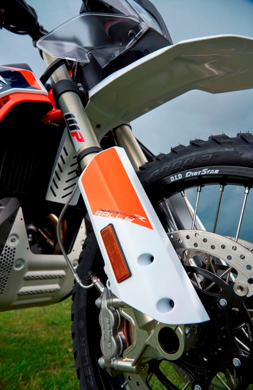 Nuova KTM 790 Adventure R Rally